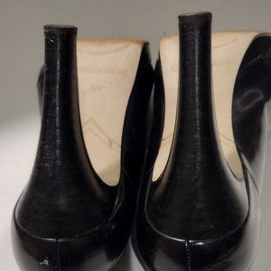 Enzo Angiolini Navy Blue Peep toe pumps